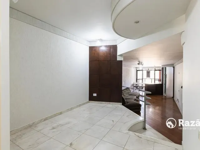 Apartamento para alugar, no bairro Centro em Curitiba