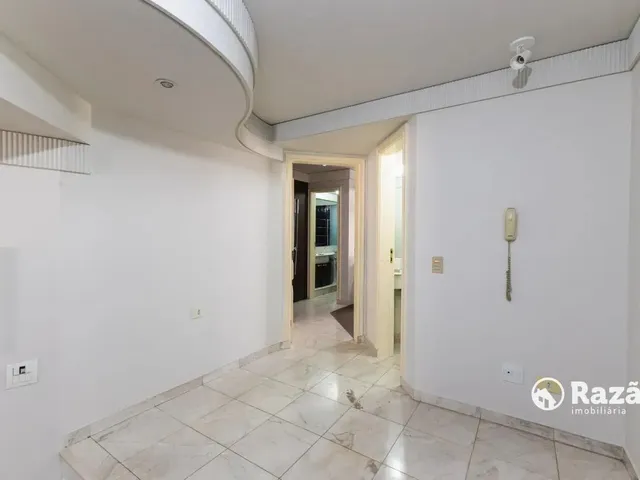 Apartamento para alugar, no bairro Centro em Curitiba
