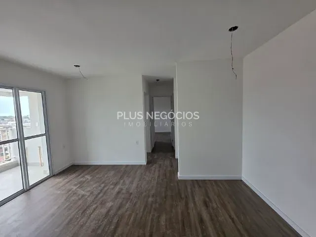 Apartamento 2 quartos e 2 banheiros, à venda ou para alugar, no bairro Vila Carvalho em Sorocaba