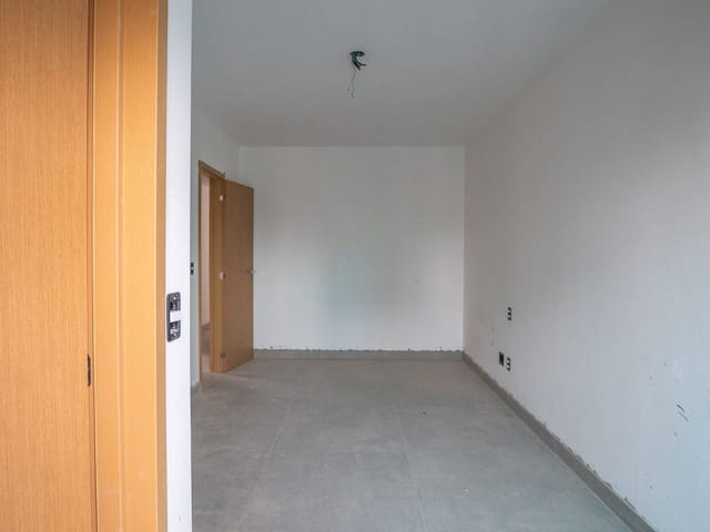 Apartamento novo de 3 quartos na Rua 1 do Setor Oeste em Goiânia - Foto