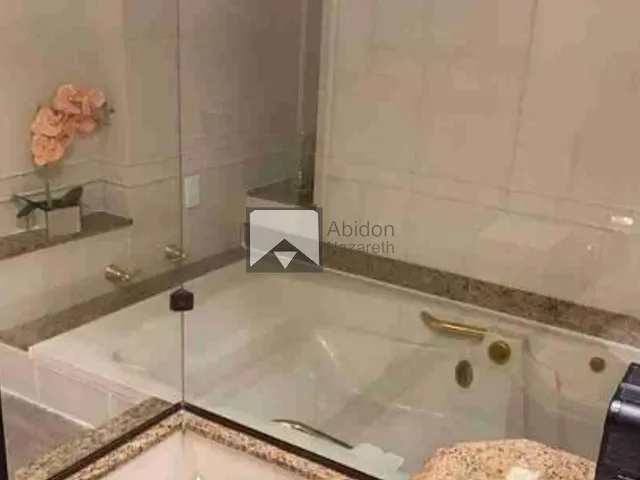 Apartamento com 220m² 4 quartos e 3 banheiros, à venda, no bairro Icaraí em Niterói