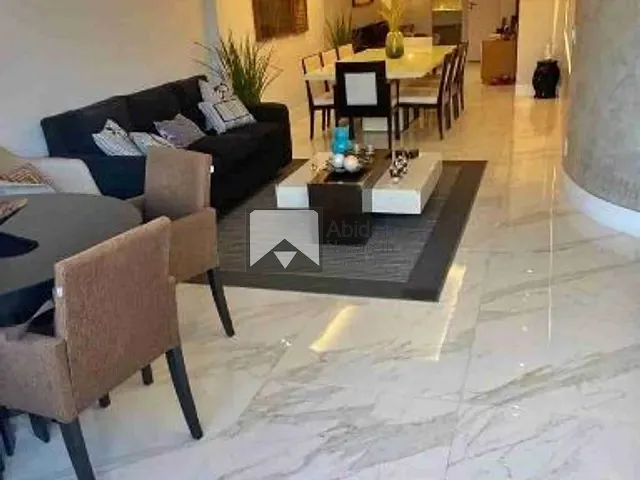 Apartamento com 220m² 4 quartos e 3 banheiros, à venda, no bairro Icaraí em Niterói