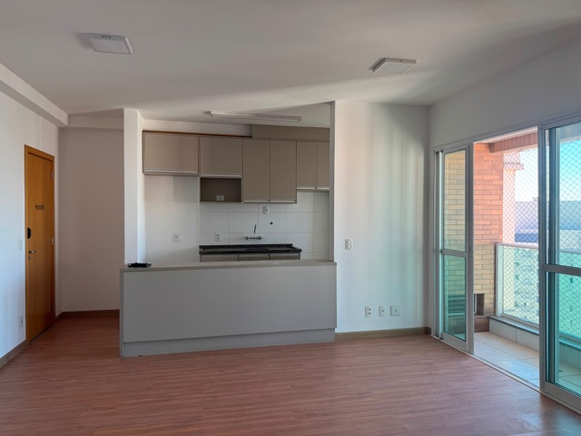 Apartamento 2 quartos e 2 banheiros, para alugar, no bairro Santa Rosa em Londrina