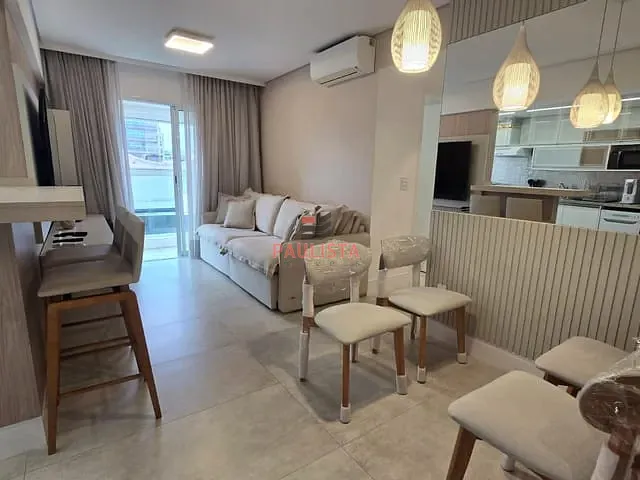 Apartamento 2 quartos e 2 banheiros, à venda, no bairro Gonzaga em Santos