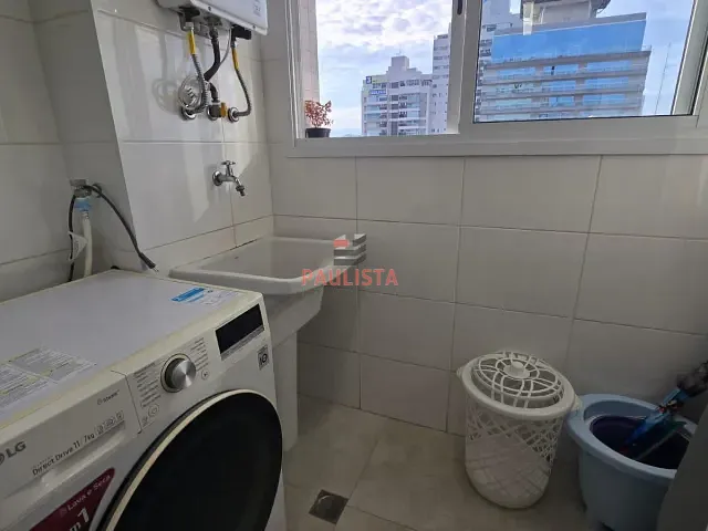 Apartamento 2 quartos e 2 banheiros, à venda, no bairro Gonzaga em Santos