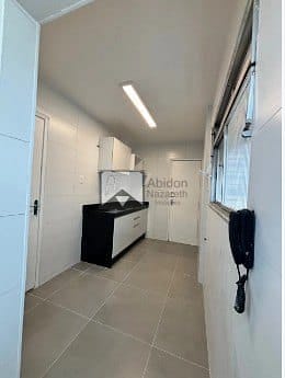Apartamento à venda com 2 quartos, 75m² - Foto 15