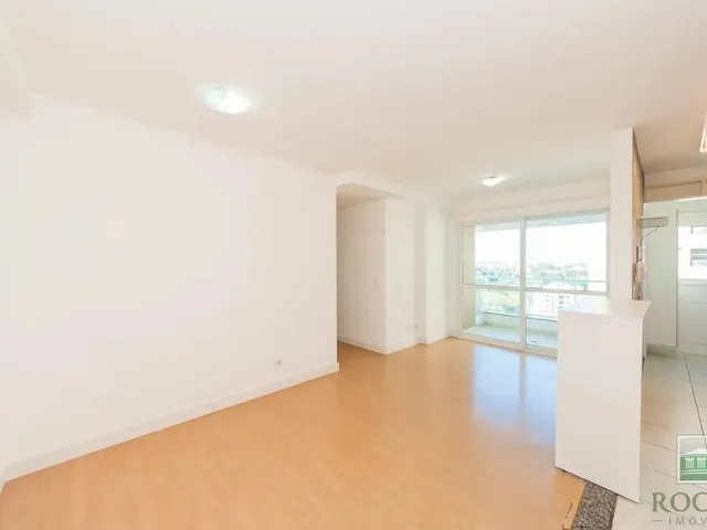 Apartamento 3 quartos e 1 banheiro, para alugar, no bairro Boa Vista em Curitiba
