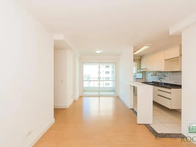 Apartamento 3 quartos e 1 banheiro, para alugar, no bairro Boa Vista em Curitiba