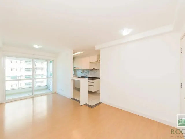 Apartamento 3 quartos e 1 banheiro, para alugar, no bairro Boa Vista em Curitiba