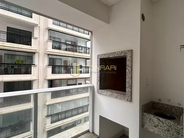 Apartamento 2 quartos e 2 banheiros, à venda, no bairro Morretes em Itapema