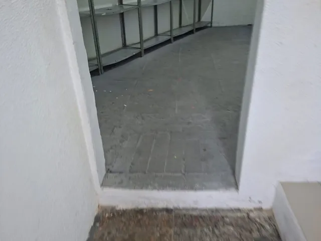 Loja com 180m², para alugar, no bairro Santo Amaro em São Paulo