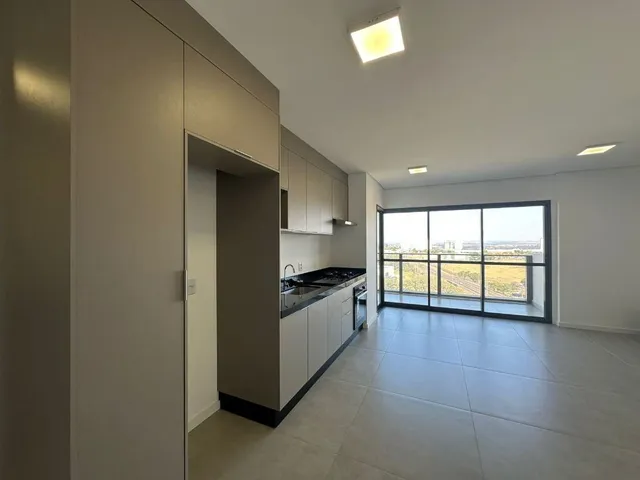 Apartamento com 182m² 3 quartos e 3 banheiros, à venda, no bairro Gleba Palhano em Londrina