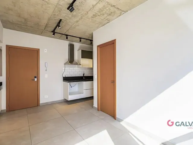 Apartamento 2 quartos e 1 banheiro, para alugar, no bairro São Francisco em Curitiba