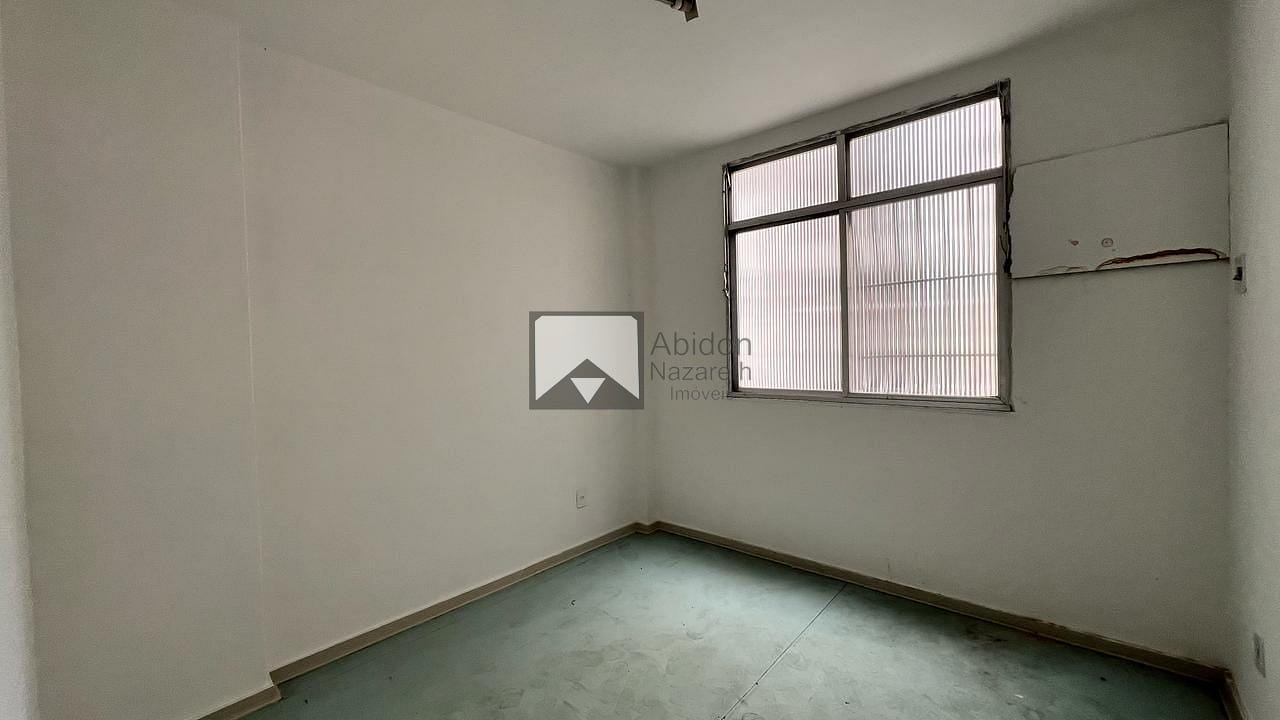 Apartamento à venda com 3 quartos, 115m² - Foto 9