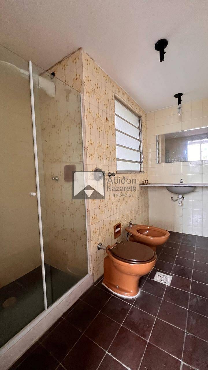 Apartamento à venda com 3 quartos, 115m² - Foto 12