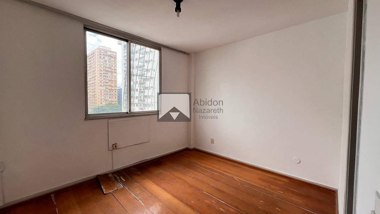Apartamento à venda com 3 quartos, 115m² - Foto 5