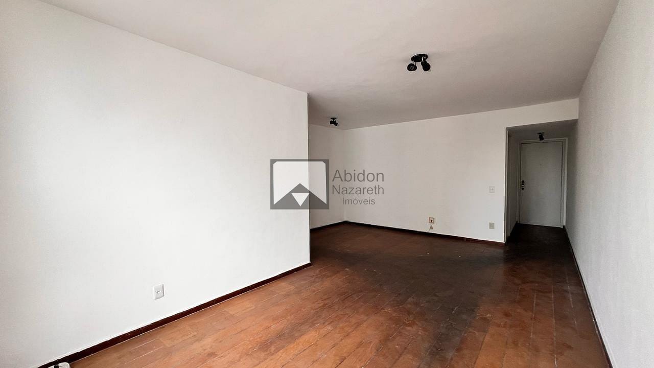 Apartamento à venda com 3 quartos, 115m² - Foto 3