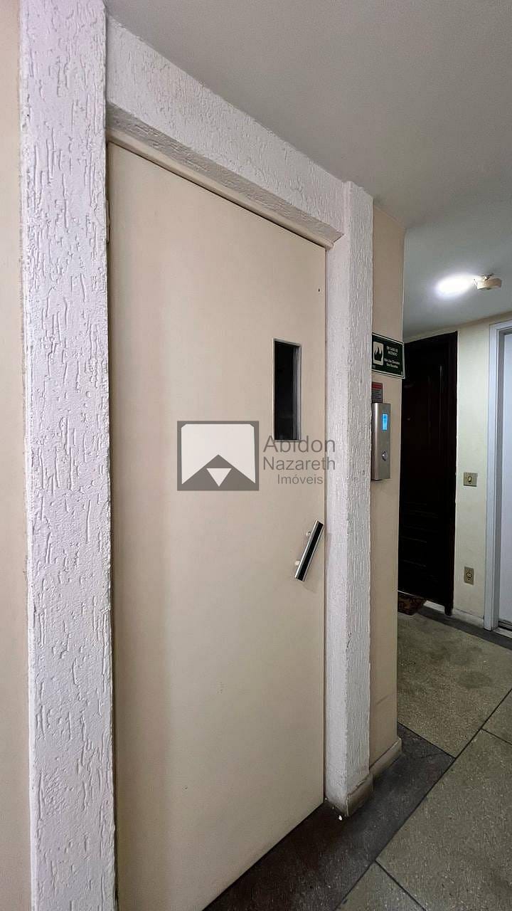 Apartamento à venda com 3 quartos, 115m² - Foto 19