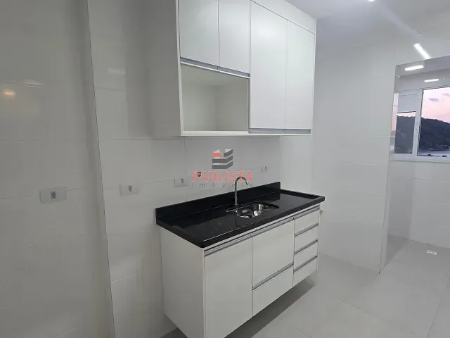 Apartamento com 5m² 2 quartos e 1 banheiro, para alugar, no bairro Centro em São Vicente