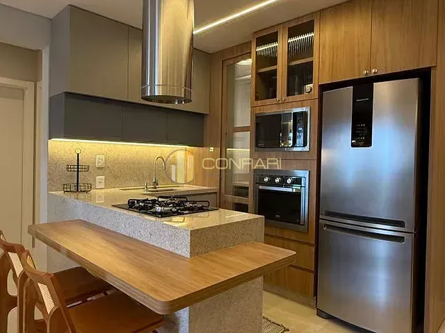 Apartamento 2 quartos e 2 banheiros, para alugar, no bairro Tabuleiro em Itapema