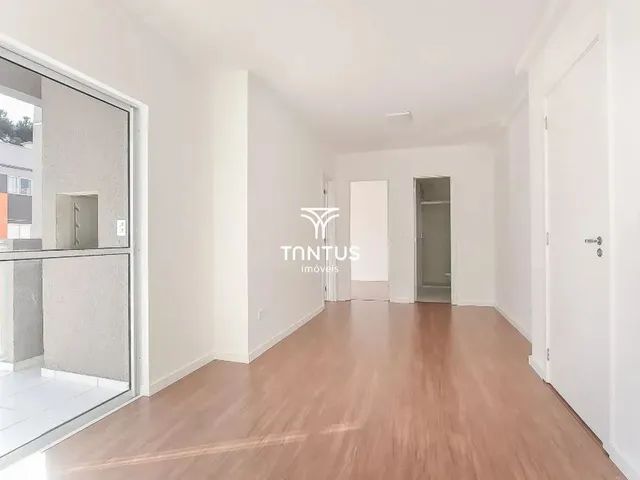 Apartamento 2 quartos e 1 banheiro, para alugar, no bairro Vargem Grande em Pinhais