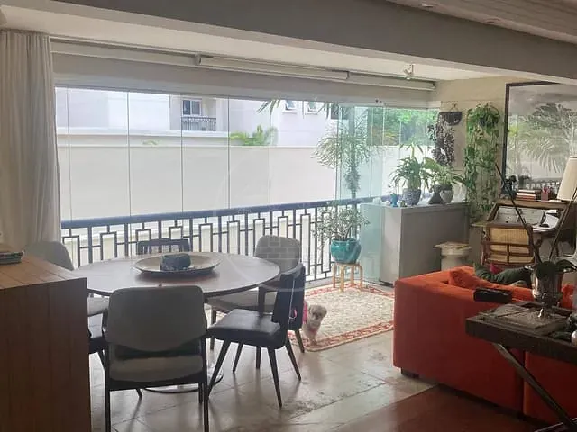 Apartamento com 136m² 2 quartos e 3 banheiros, para alugar, no bairro Santo Amaro em São Paulo
