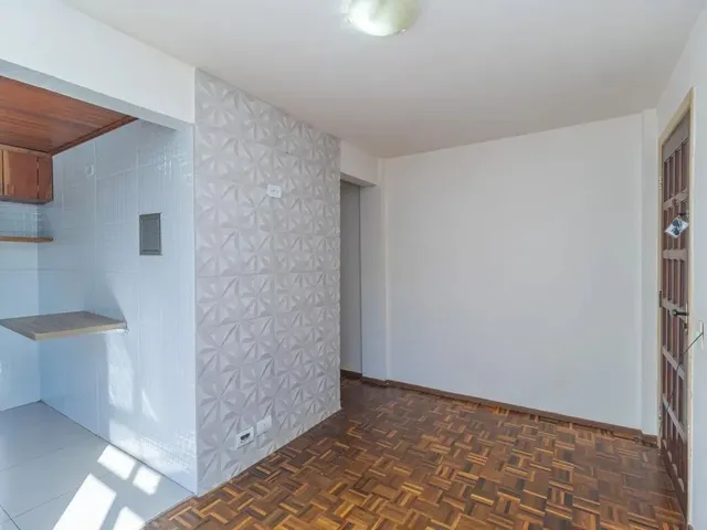 Apartamento 2 quartos e 1 banheiro, para alugar, no bairro Cidade Industrial em Curitiba