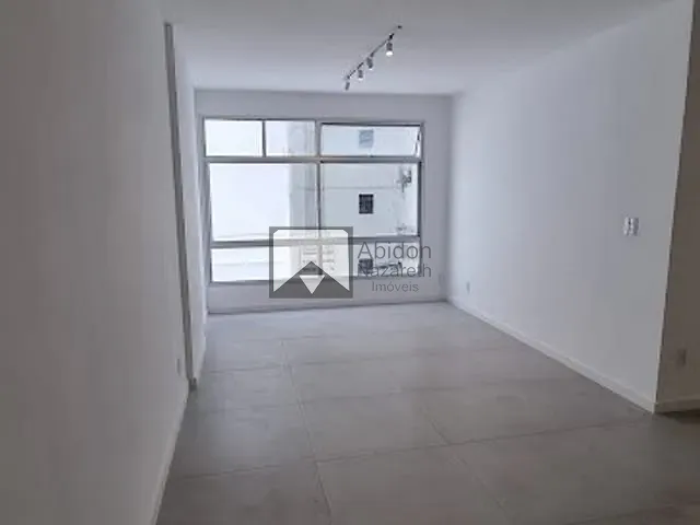 Apartamento com 130m² 3 quartos e 2 banheiros, à venda, no bairro Icaraí em Niterói