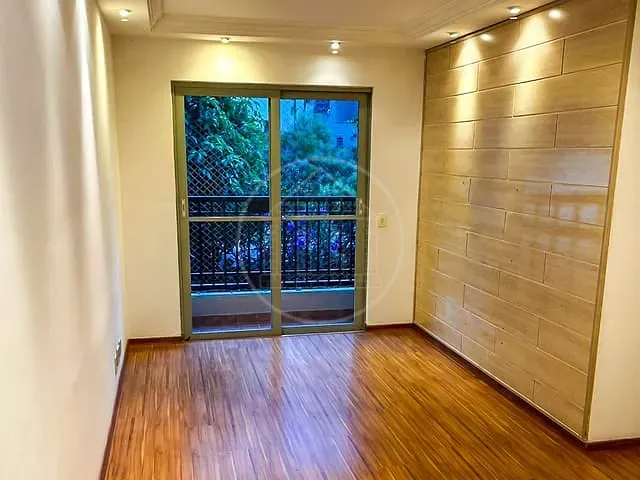 Apartamento com 64m² 3 quartos e 1 banheiro, para alugar, no bairro Vila Sofia em São Paulo