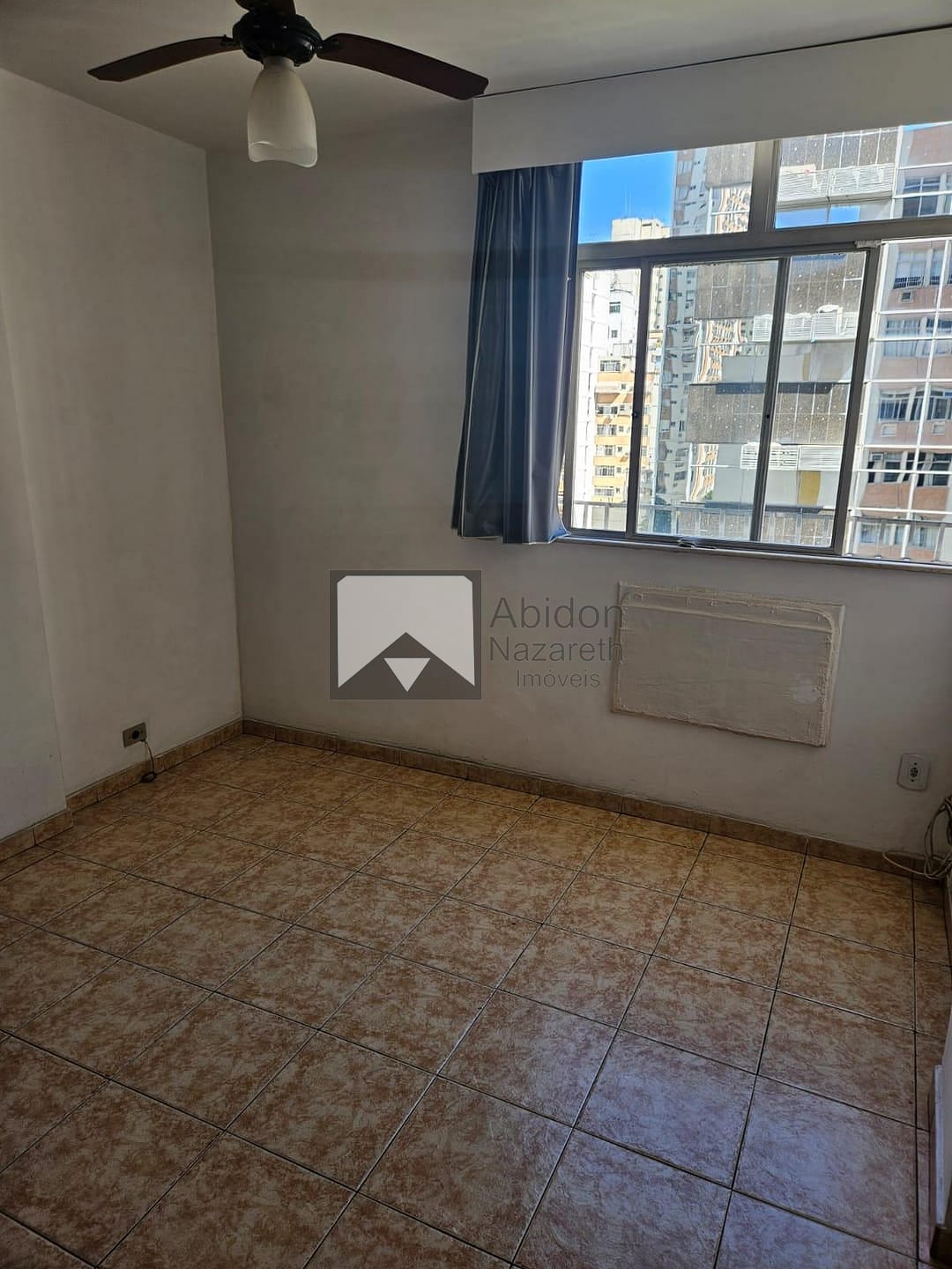 Apartamento à venda com 2 quartos, 70m² - Foto 7