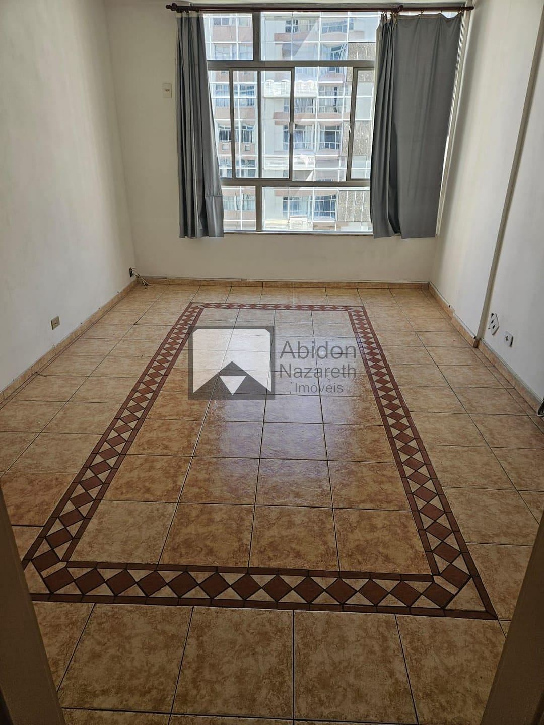 Apartamento à venda com 2 quartos, 70m² - Foto 12