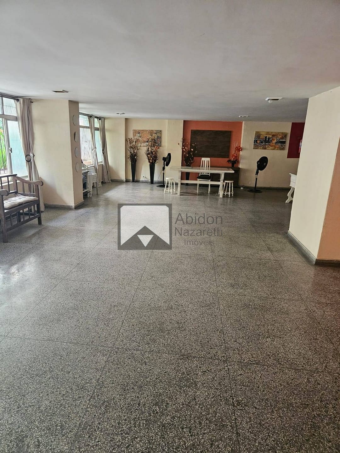 Apartamento à venda com 2 quartos, 70m² - Foto 15