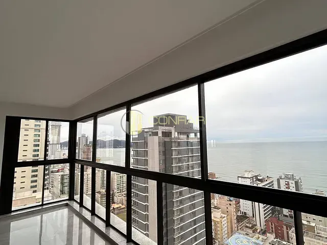 Apartamento 3 quartos e 4 banheiros, à venda, no bairro Casa Branca em Itapema