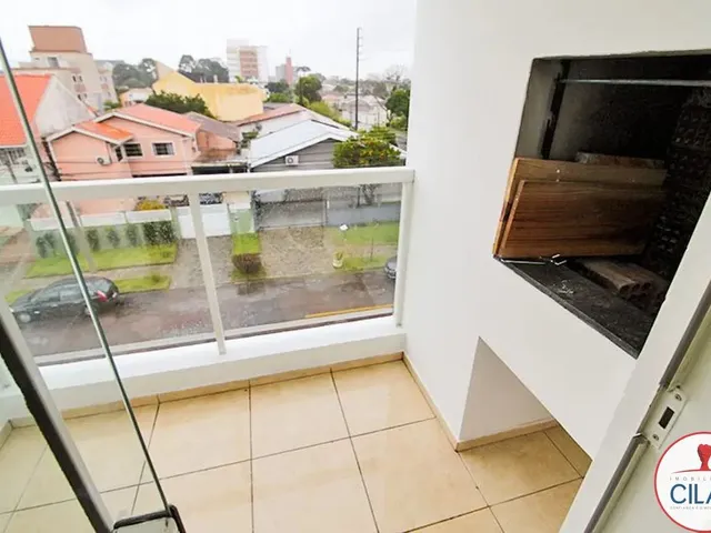 Apartamento 2 quartos e 1 banheiro, para alugar, no bairro Portão em Curitiba