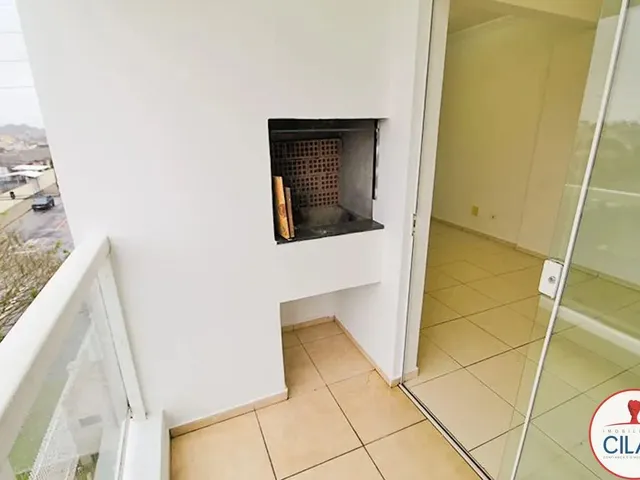 Apartamento 2 quartos e 1 banheiro, para alugar, no bairro Portão em Curitiba