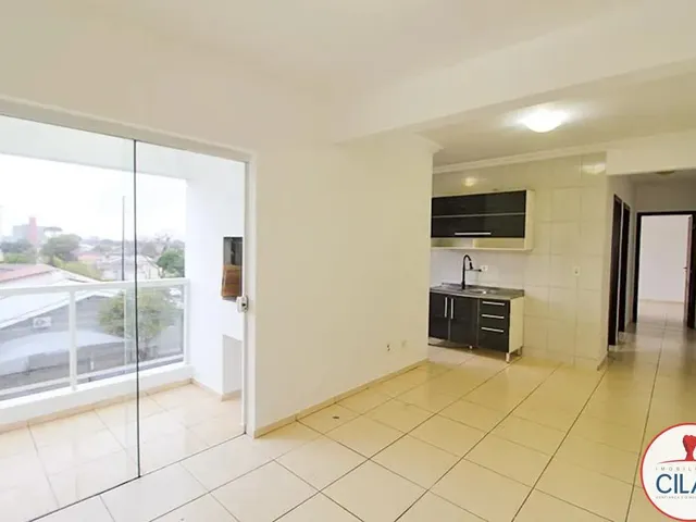 Apartamento 2 quartos e 1 banheiro, para alugar, no bairro Portão em Curitiba