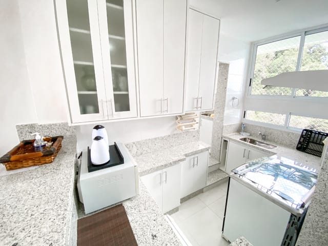 Apartamento com 95m² 3 quartos e 2 banheiros, à venda, no bairro Caiobá em Matinhos