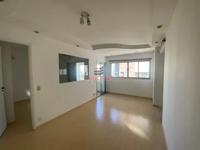 Apartamento 1 quarto e 1 banheiro, para alugar, no bairro Vila Olímpia em São Paulo
