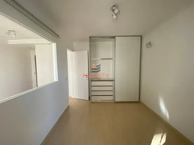 Apartamento 1 quarto e 1 banheiro, para alugar, no bairro Vila Olímpia em São Paulo