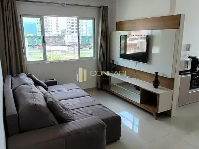 Apartamento 3 quartos e 2 banheiros, à venda, no bairro Meia Praia em Itapema