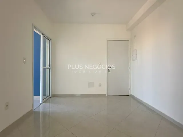 Apartamento com 50m² 2 quartos e 1 banheiro, à venda, no bairro Jardim Simus em Sorocaba