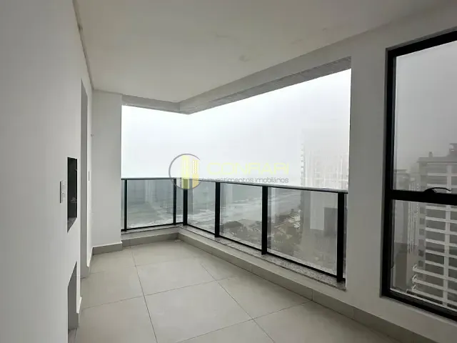 Apartamento 3 quartos e 4 banheiros, à venda, no bairro Pereque em Porto Belo