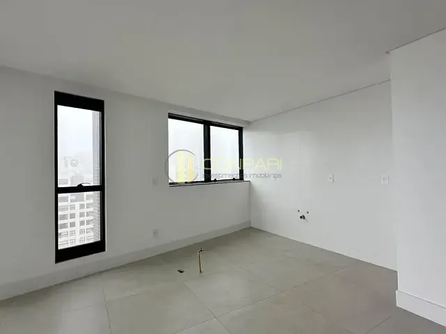 Apartamento 3 quartos e 4 banheiros, à venda, no bairro Pereque em Porto Belo
