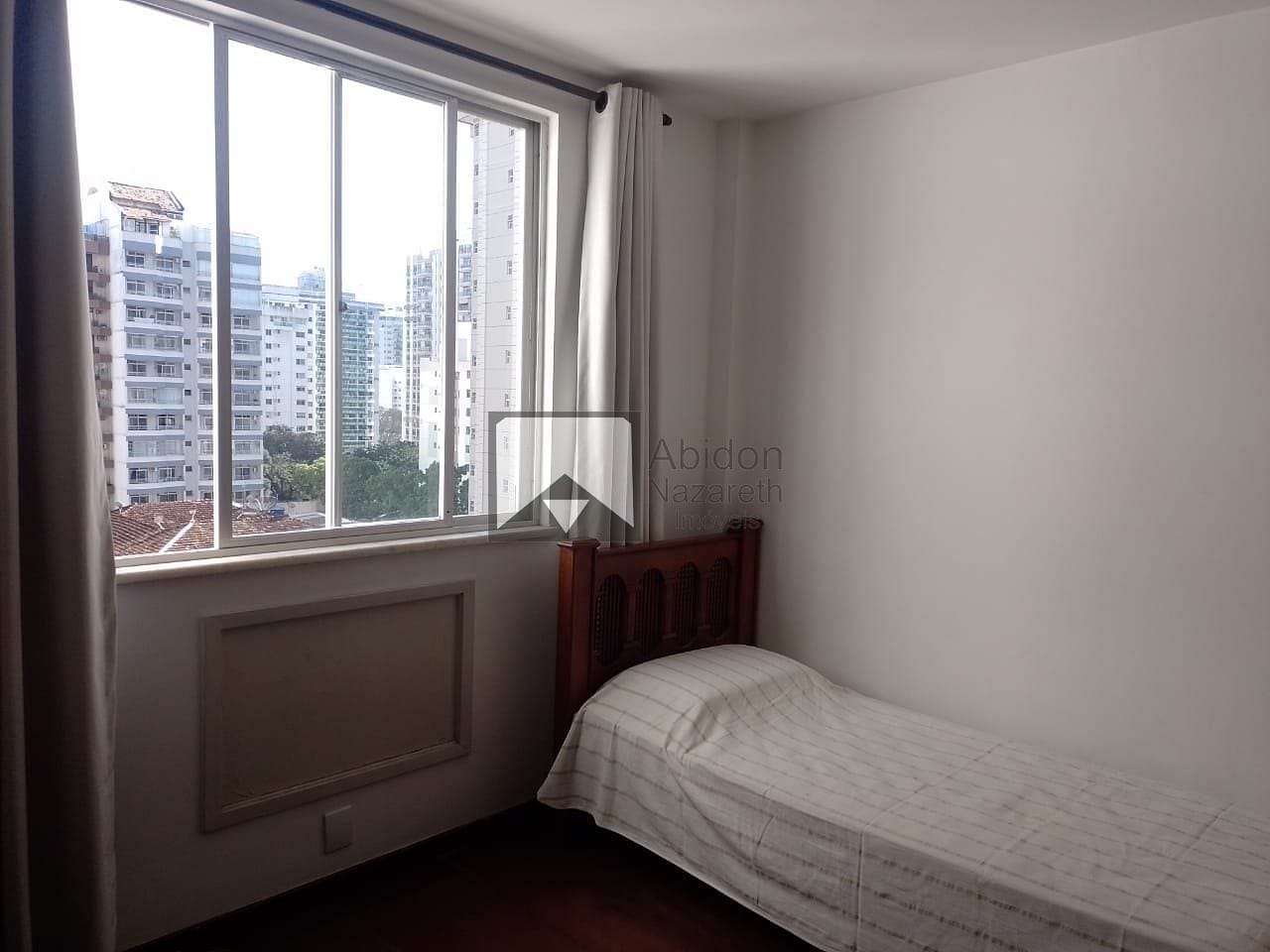 Apartamento à venda com 3 quartos, 120m² - Foto 32