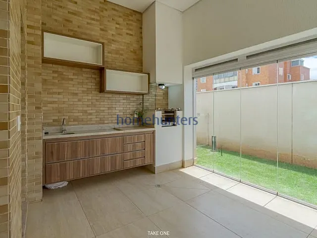 Apartamento com 251m² 3 quartos e 3 banheiros, à venda, no bairro Mansões Santo Antônio em Campinas
