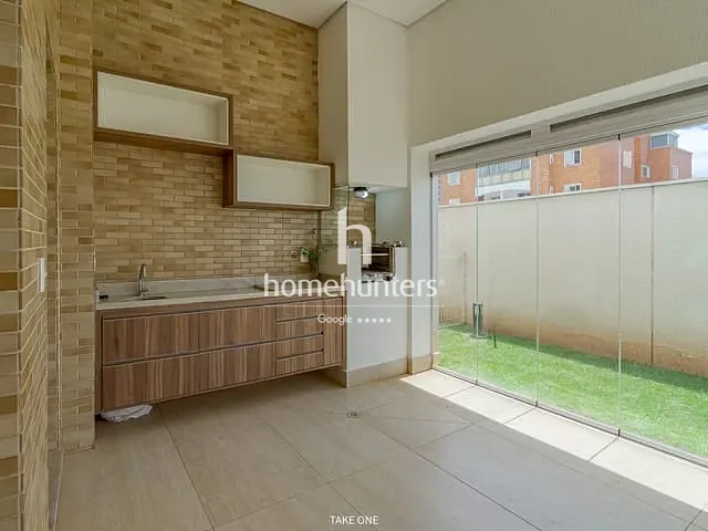 Apartamento com 251m² 3 quartos e 3 banheiros, à venda, no bairro Mansões Santo Antônio em Campinas