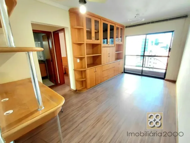 Apartamento 1 quarto e 1 banheiro, para alugar, no bairro Centro Cívico em Curitiba