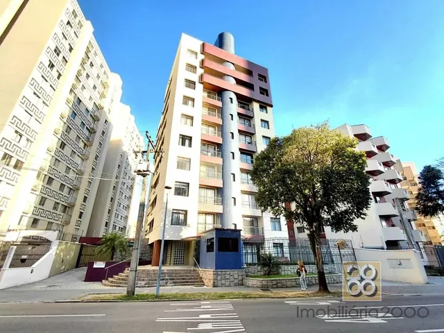 Apartamento 1 quarto e 1 banheiro, para alugar, no bairro Centro Cívico em Curitiba