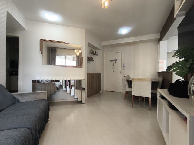 Apartamento 3 quartos e 2 banheiros, à venda, no bairro Andrade em Londrina