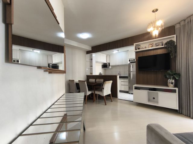Apartamento 3 quartos e 2 banheiros, à venda, no bairro Andrade em Londrina